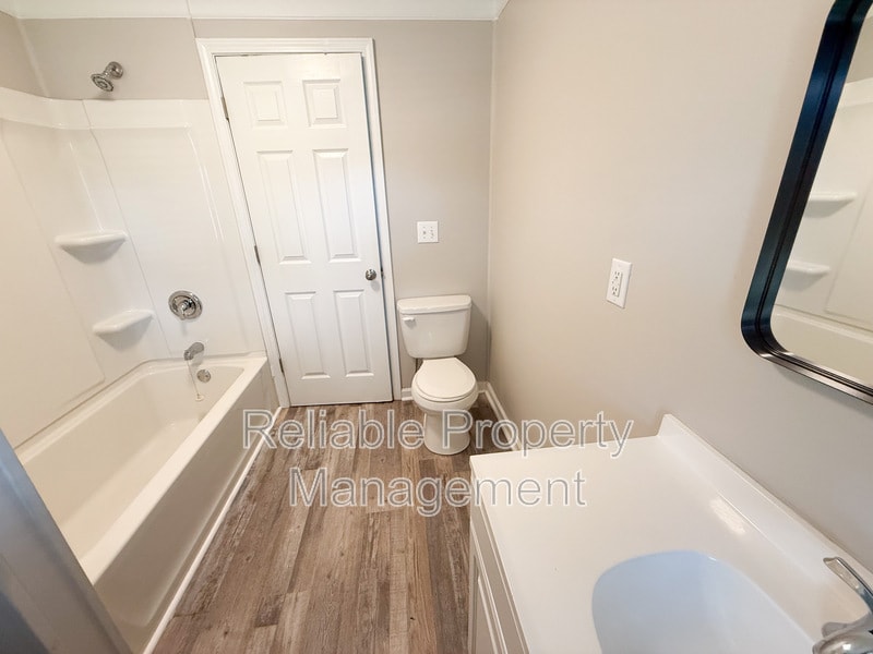 Building Photo - 7048 NC-210