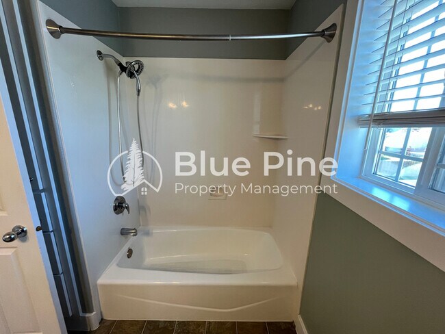 Building Photo - 157 Leesburg Ln