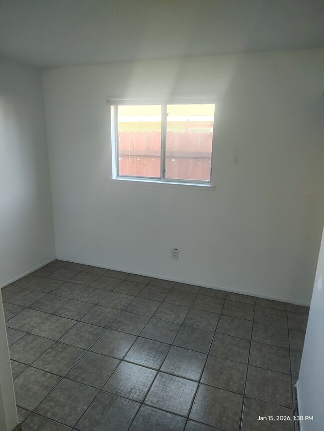 Building Photo - Gated Spacious Lot.  Updated interior - Must see