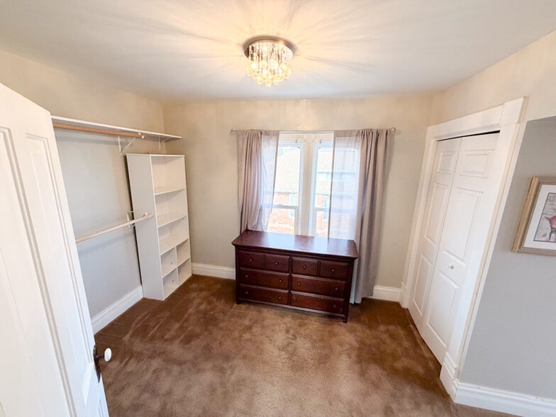 Building Photo - 78 Garfield Ave