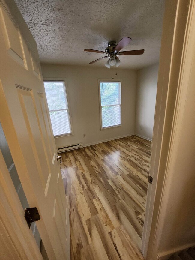 Building Photo - 542 N Loudoun St