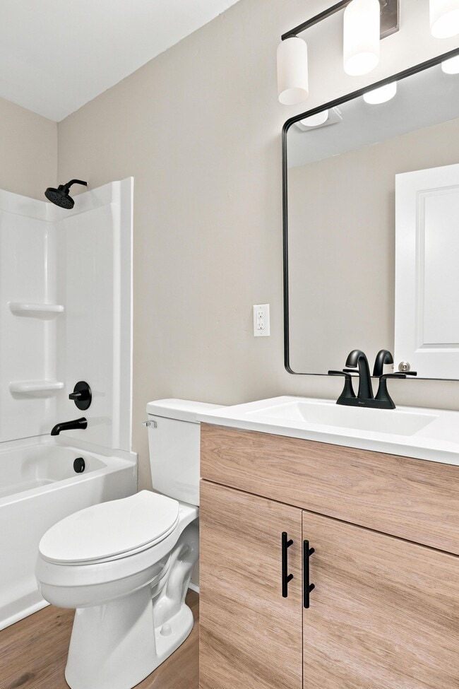 Building Photo - 508 Hiawatha Cir
