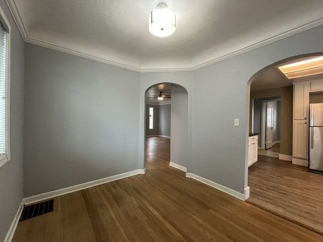 Building Photo - Three-Bedroom Home with Updated Kitchen & Vaulted Ceilings