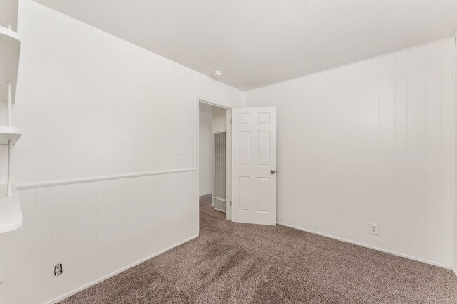 Building Photo - 4184 Cornelia Way