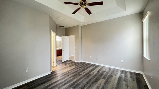 Building Photo - 318 Sand Ridge Dr