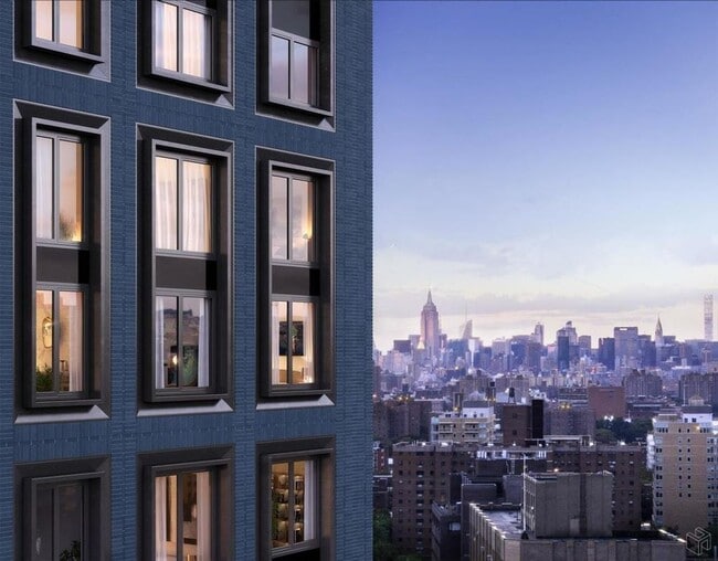 Building Photo - 10 Nevins St