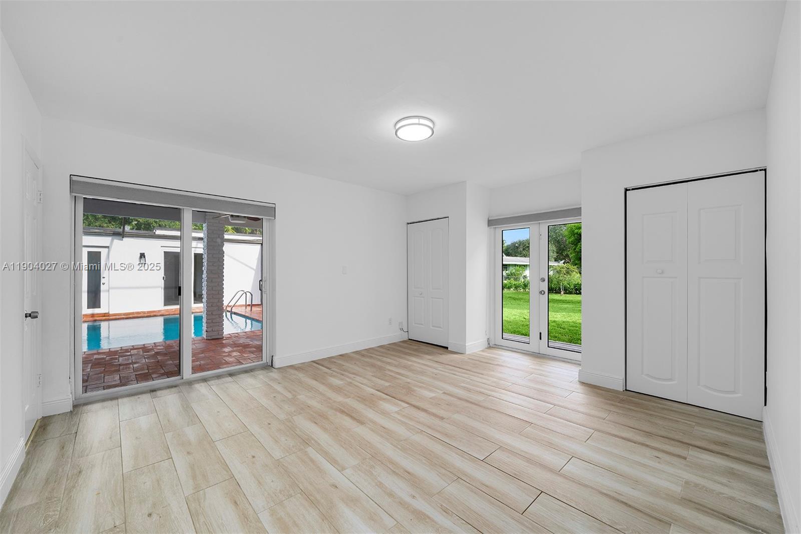 Building Photo - 12741 SW 72nd Ave