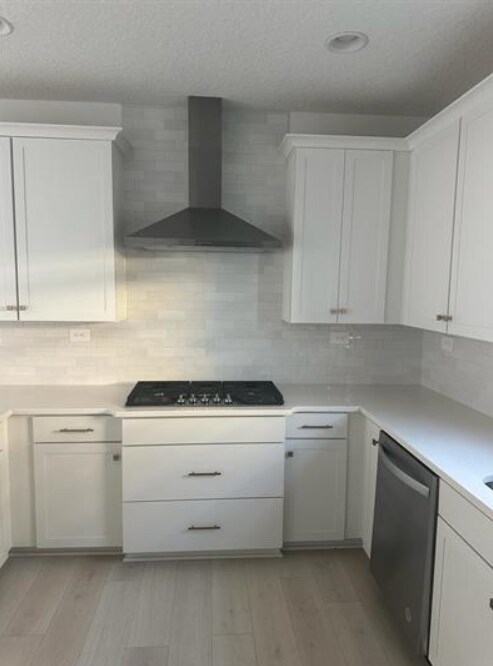 Building Photo - 572 Silver Landing Dr