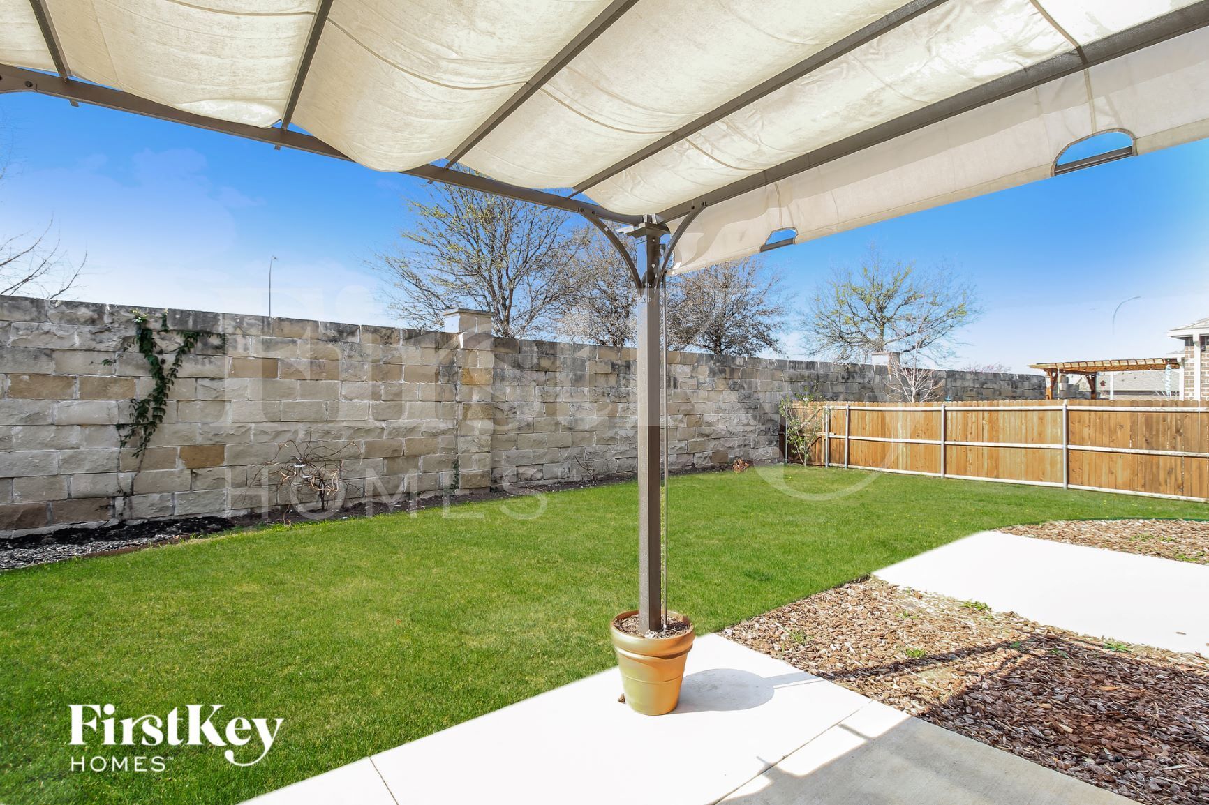 Building Photo - 2320 Bernese Ln