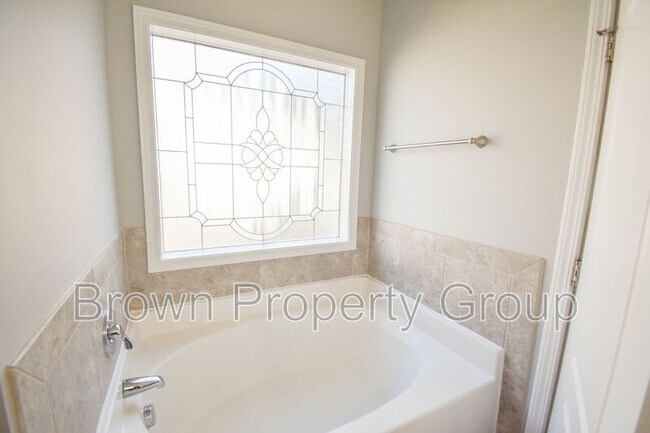 Building Photo - 6875 Bone Creek Dr