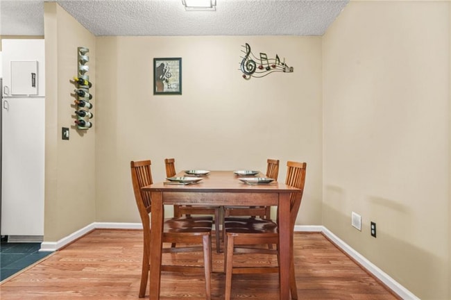 Building Photo - 539 McGill Park Ave NE