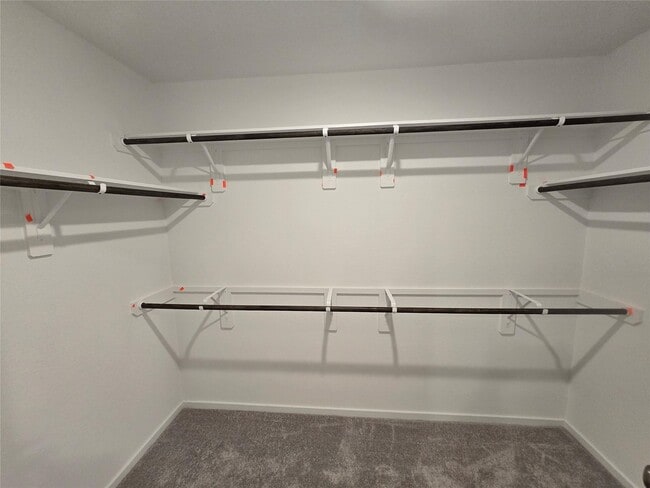 Building Photo - 18515 Autumn Hts Ln