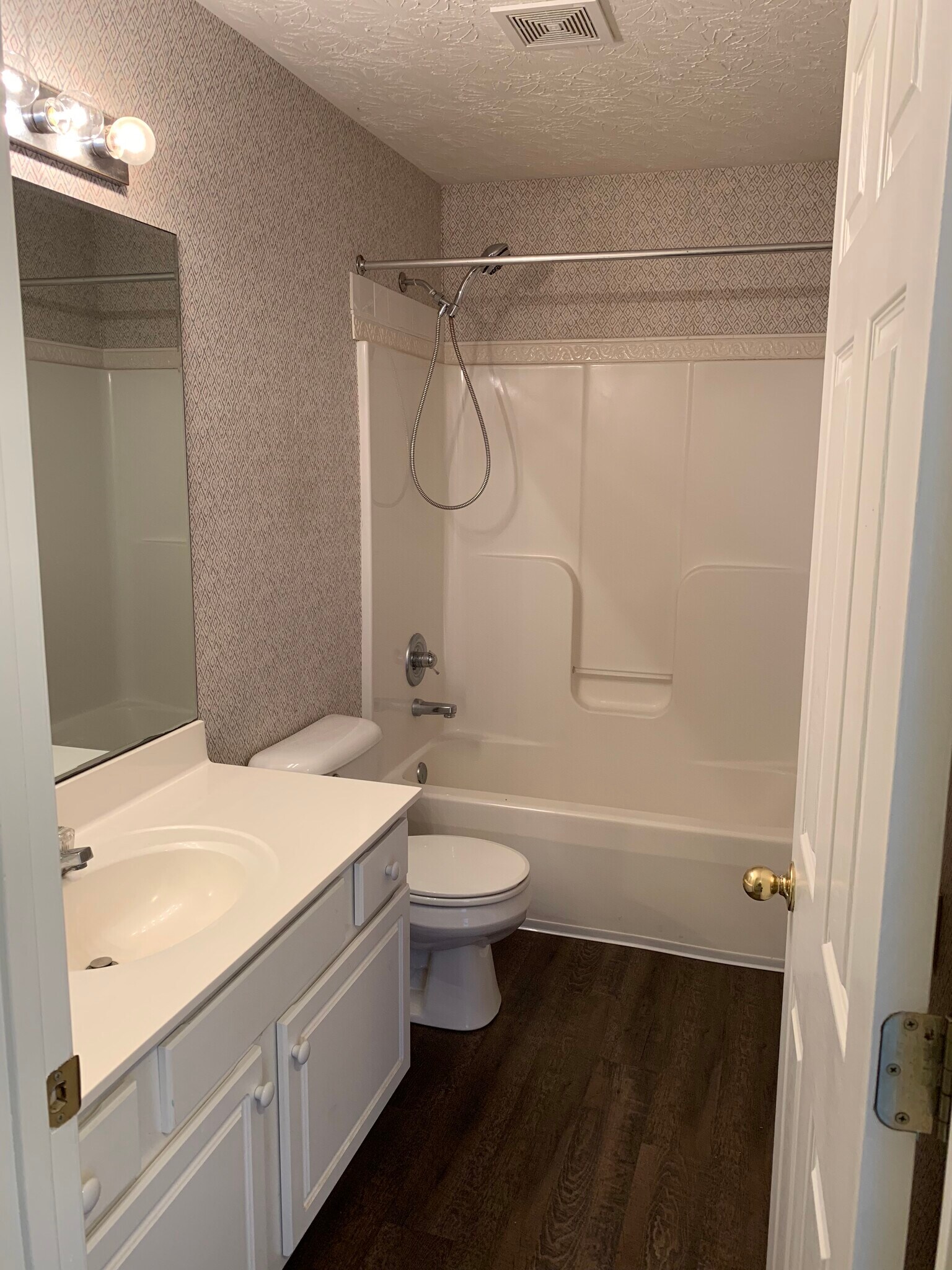 Building Photo - 4201 Bridlepath Pl