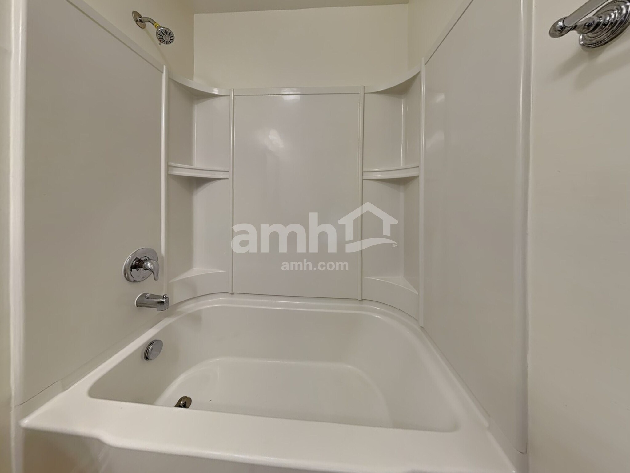 Building Photo - 48 Telford St