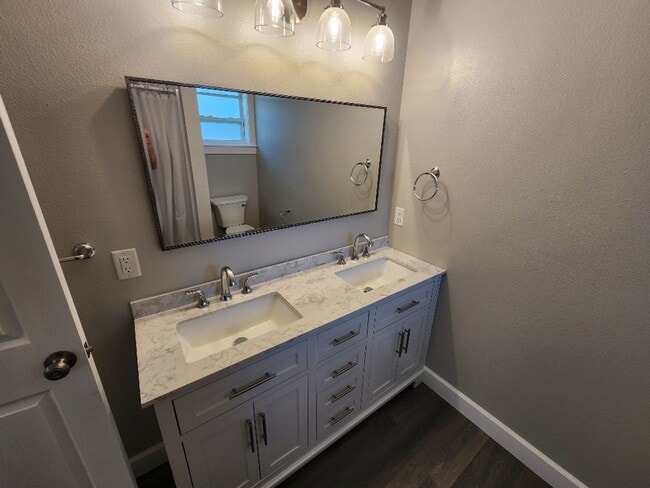 Building Photo - Brand New 2 Story Edgewater Duplex
