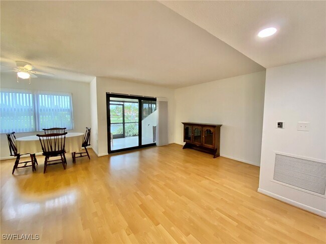 Building Photo - 1516 Mainsail Dr