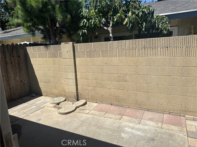 Building Photo - 1174 S Belhaven St