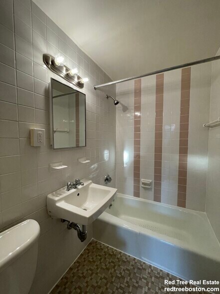 Building Photo - 78 S Huntington Ave