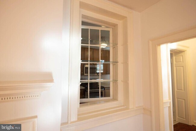 Building Photo - 407 N Washington St