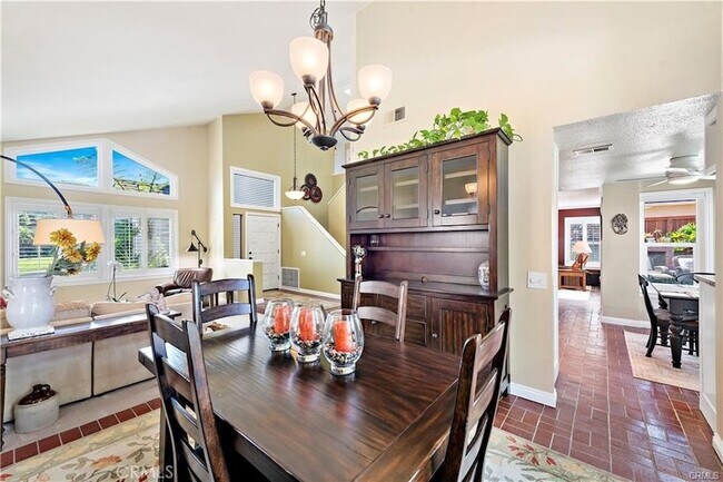 Building Photo - 28371 La Falda