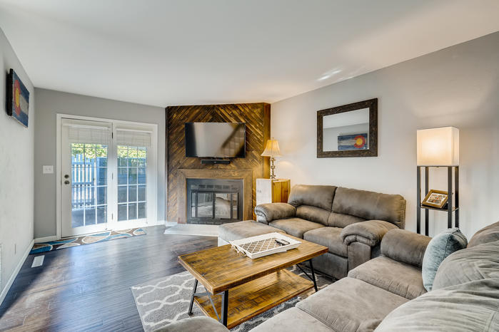 Living Room - 1906 S Balsam St