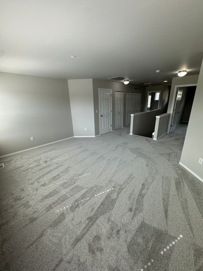 Building Photo - 1163 Swan Loop