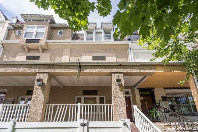 Building Photo - Amazing 1BR/1BA Apartment in University Ci...