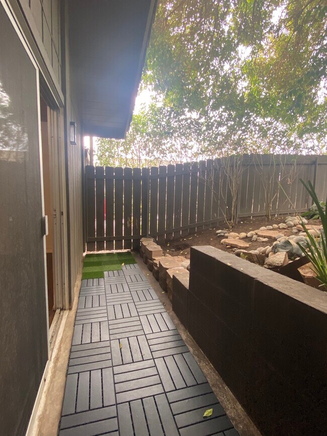 Backyard/Patio - 312 La Amatista Rd