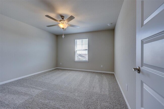 Building Photo - 117 Fairmeadow Downs Dr