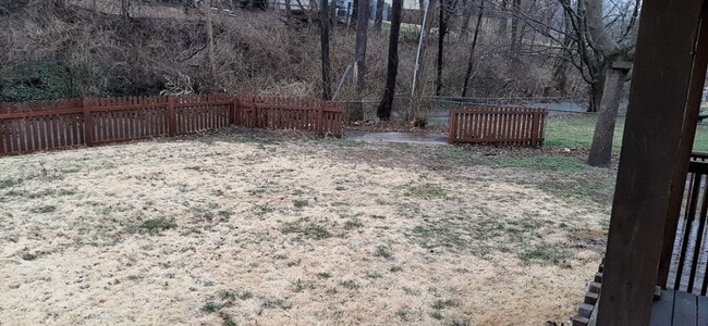 Building Photo - COMING SOON!! 3 bed, 2 bath Newly Remodeled