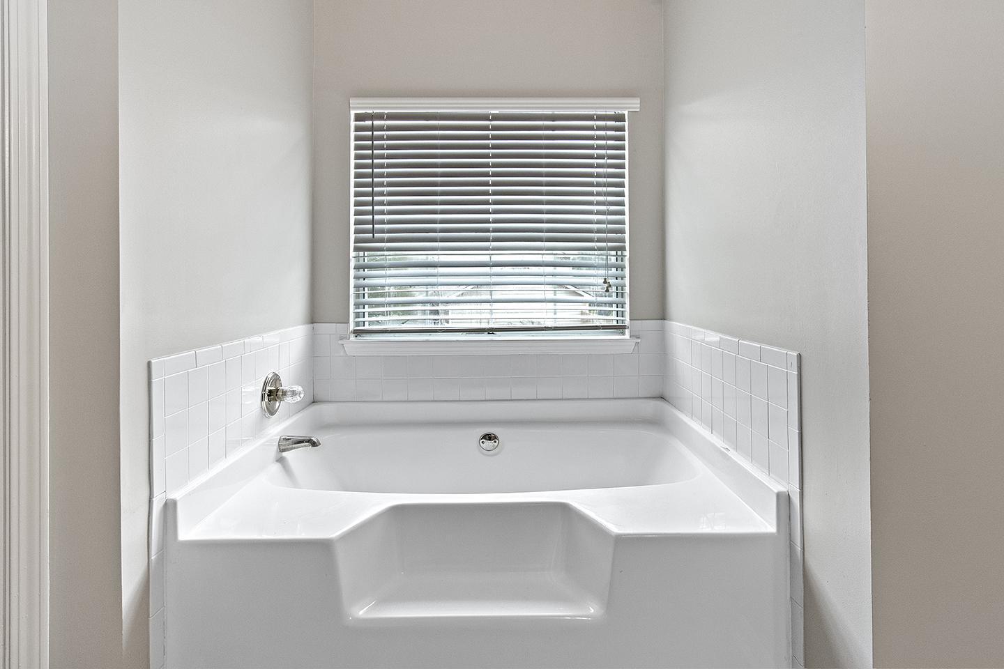 Building Photo - 6172 Sayler Park
