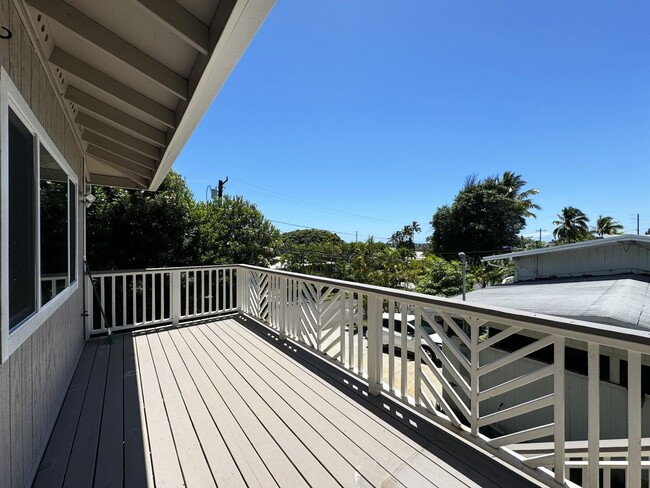 Building Photo - Pet Friendly Kailua House