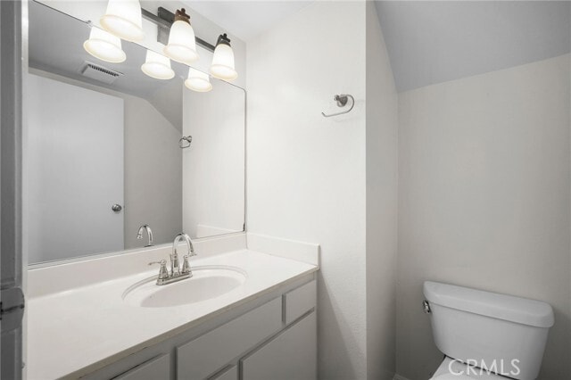 Building Photo - 10260 Plainview Ave