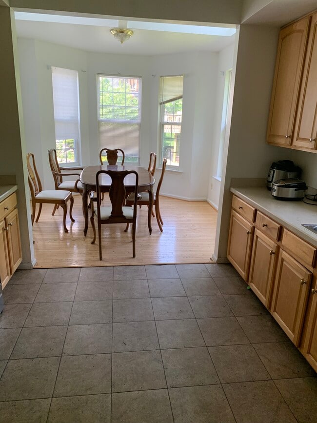 Building Photo - 808 Brushy Mountain Rd