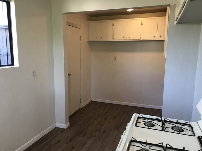 Building Photo - 3055 Spencer Ave