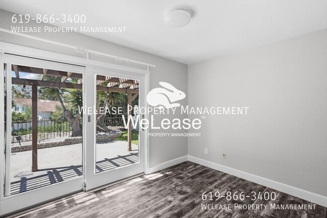Building Photo - 15147 Avenida Rorras
