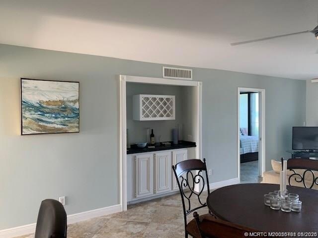 Building Photo - 10000 S Ocean Dr