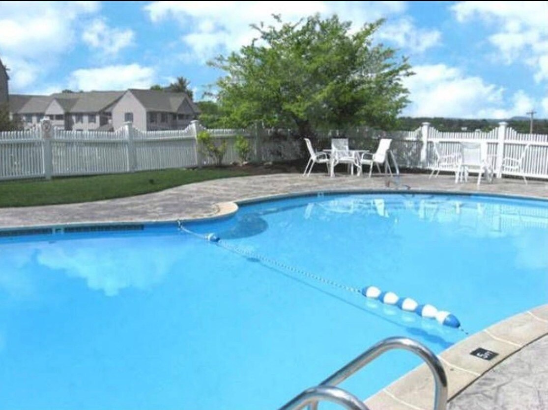 Building Photo - 132 Eastern Ave