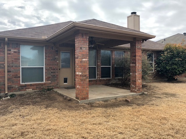 Building Photo - CAPTIVATING HOME IN COUNTRY MEADOWS!