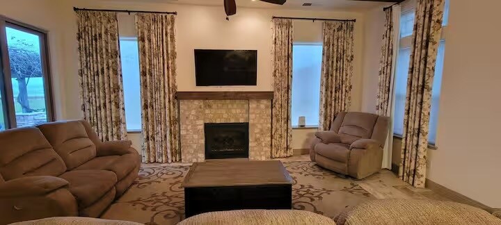 Building Photo - 9839 Trailhead Ct