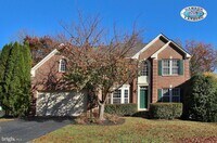Building Photo - 15417 Duckling Pl