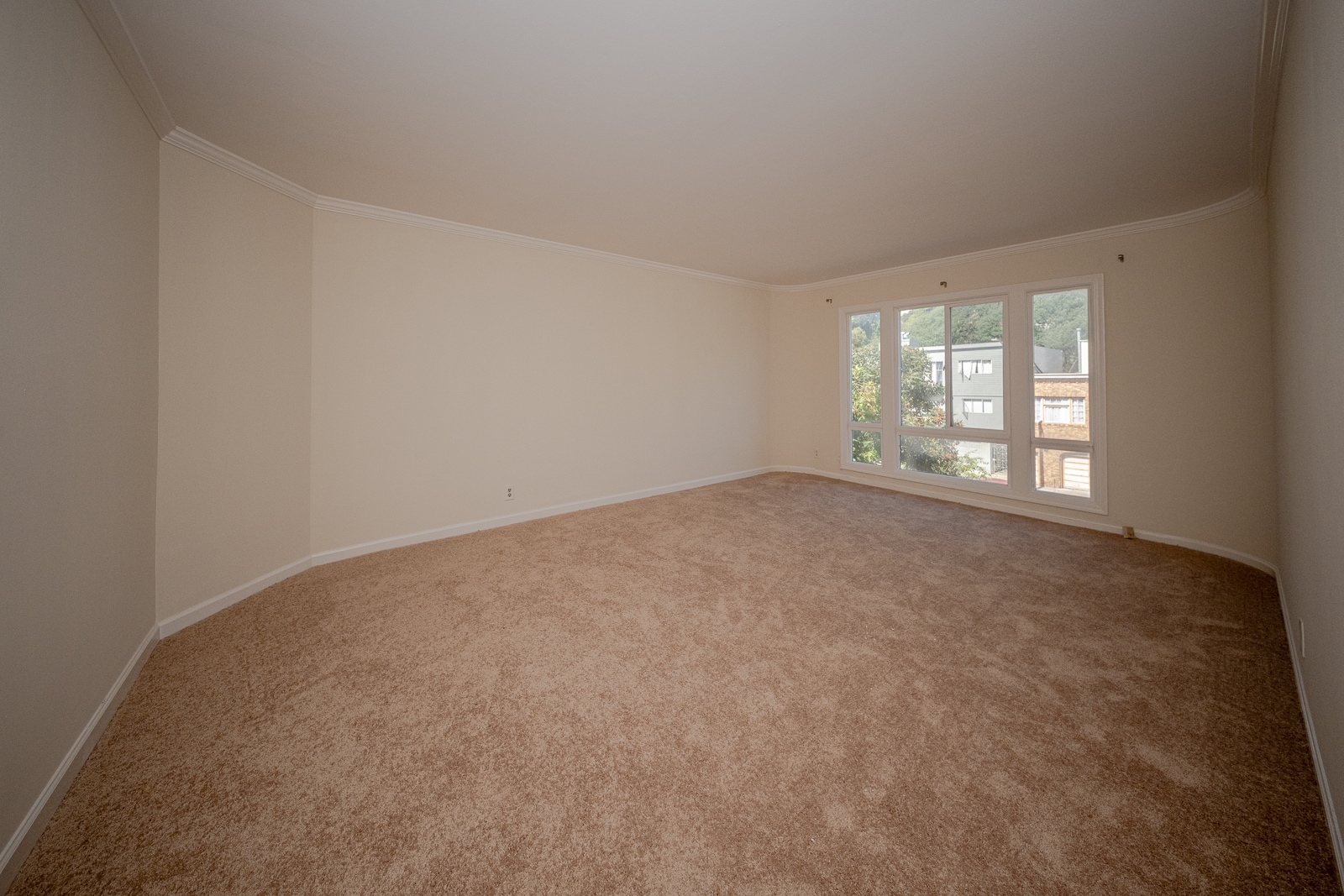 Building Photo - 483 Monterey Blvd