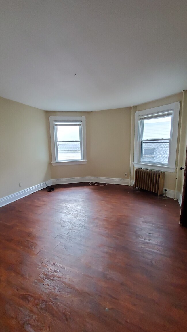 Alexander Properties of Rochester 221 Alexander St Rochester NY 14607