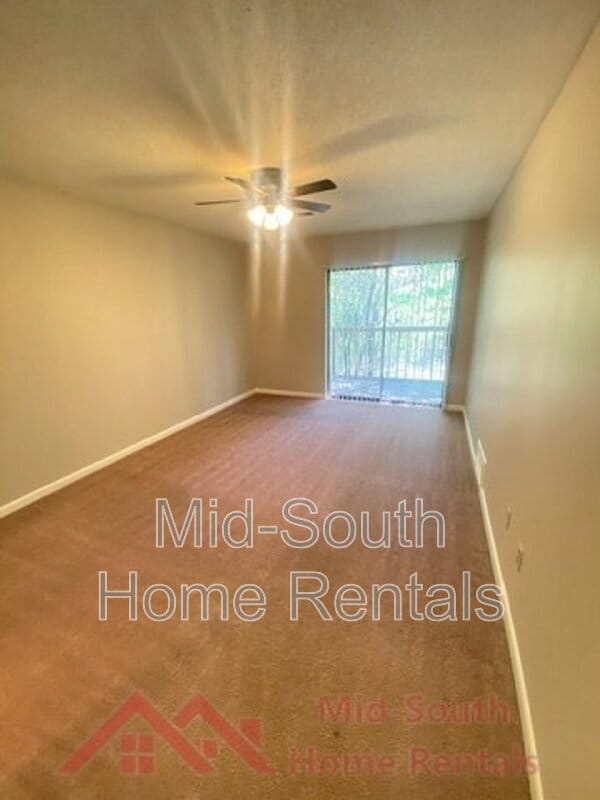 Building Photo - 3162 High Meadow Dr