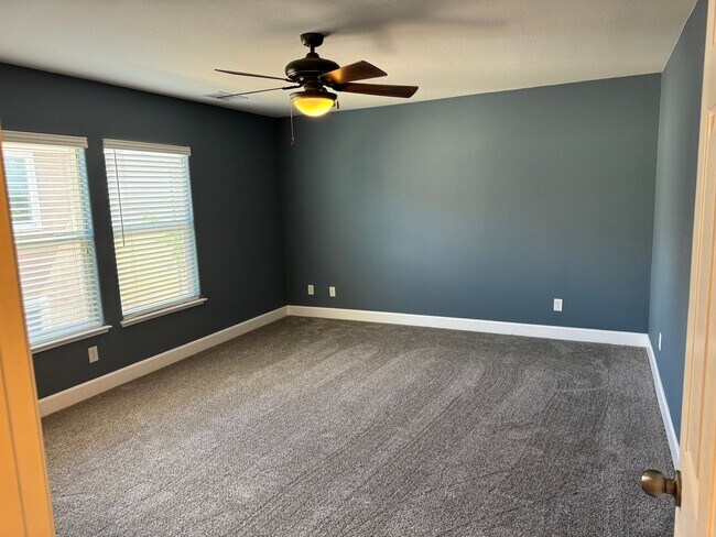 Building Photo - Beautiful South Reno Home!