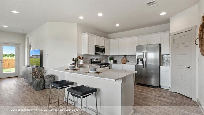 Building Photo - 3720 Niddry Dr