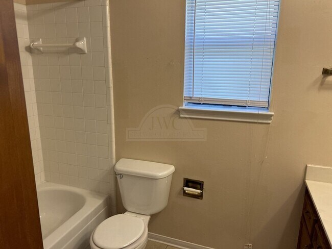 Building Photo - 101 Nancy Dr