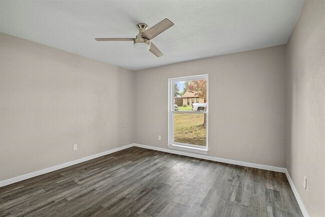 Building Photo - 4904 Watkins Dr