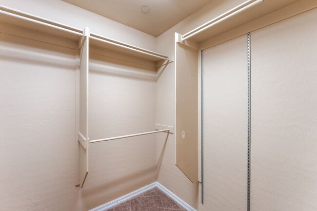 Building Photo - 3 bedroom, 2.5 bathroom Home with a 2 car garage  in  a Gated Community!