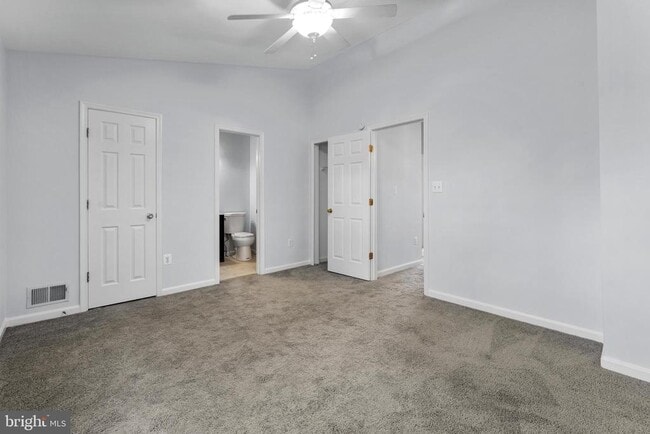 Building Photo - 2204 Commissary Cir